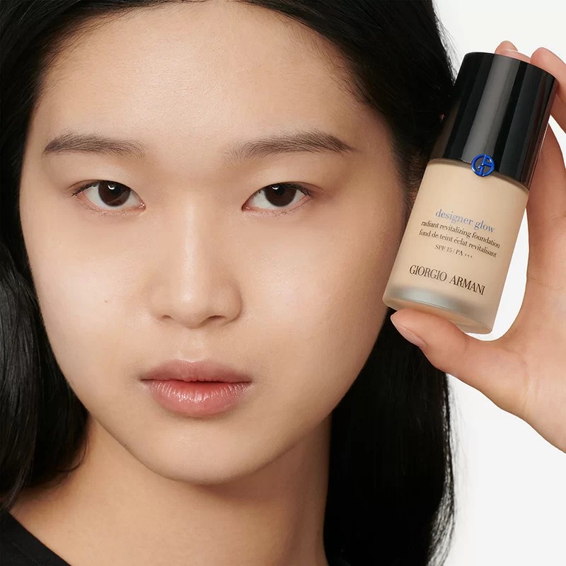 designer glow radiant revitalizing foundation
