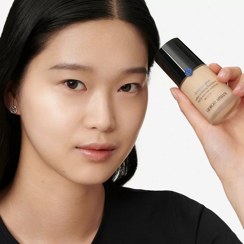 designer glow radiant revitalizing foundation